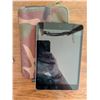 Image 2 : Apple Pack With iPad 2, iPad Mini, iPhone SE, EarPods, USB Drive