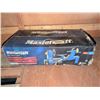 Image 2 : Mastercraft Mini Wood Lathe with Chisel Set, 3A, 12"