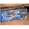 Image 5 : Mastercraft Mini Wood Lathe with Chisel Set, 3A, 12"