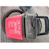 Image 9 : Sears Craftsman 90 Series 45 Litre Wet/Dry Vac and Shop-Vac Micro