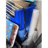 Image 10 : Outdoor Essentials - Swinging Lovers Sees Starter Heat Pack Self Watering