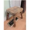 Image 12 : Decor Lot with Wooden Stool, Ceramic Jar, and Accessories