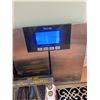Image 10 : Home Fitness Bundle: Yoga Mat, New Skechers Shoes, Scale, Weights