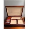 Image 12 : Jewelry Boxes, Trinket Tray, Vintage Alarm Clock, Vanity Items