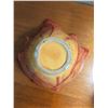 Image 4 : 3 Ceramic Pieces: Leaf Bowl, Vase, and Lidded Jar
