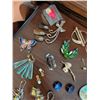 Image 3 : Costume Jewellery Lot Including Necklaces, Earrings, Pins