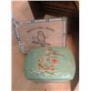 Image 12 : Crafting, Needlework, and Stationery Lot