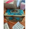 Image 3 : Home Décor and Collectibles Lot