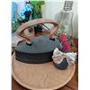 Image 9 : Home Décor and Collectibles Lot