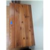 Image 5 : Solid Wood Blanket Chest with Assorted Linens