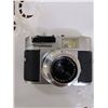 Image 4 : Voigtländer Vito CL and Anny 44 Cameras with Cases