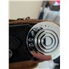 Image 4 : Kodak Instamatic 155X Camera, Vintage Box Camera, Duracell Flashlight