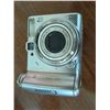 Image 5 : Canon PowerShot A570 IS and Canon PowerShot A2200 Digital Cameras