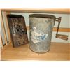 Image 2 : Metal Mailbox and Hand-Crank Ice Cream Maker