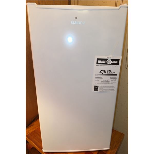 Galanz Compact Refrigerator with Freezer Section, 19.1"W x 21.1"D x 32.9"H