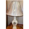 Image 5 : Ceramic Table Lamp With Cottage Scene and Cream Shade