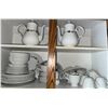 Image 1 : The Grosvenor Irish Belleek Shamrock Pattern China Set