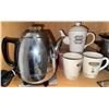 Image 3 : Hamilton Beach Slow Cooker, Electric Kettle, Tim Hortons Coffee Mugs and Teapot