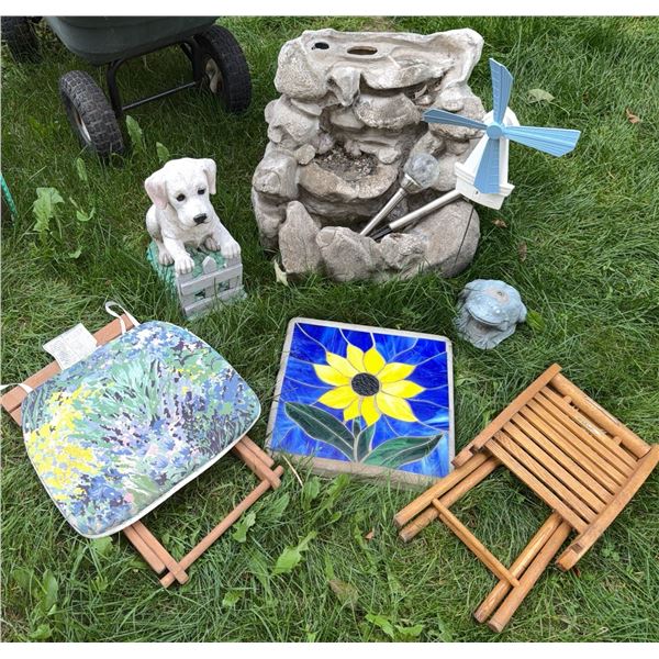 Outdoor Garden Decor Set with Folding Chairs and Fountain