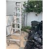 Image 3 : Aluminum Folding Step Ladder with Seven Steps