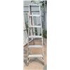 Image 3 : Wooden Folding Step Ladder, 6 Step