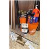 Image 6 : Household Tools, Cleaners, and Hardware Lot