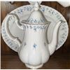 Image 6 : Royal Albert Memory Lane Bone China Serving Set and Clock
