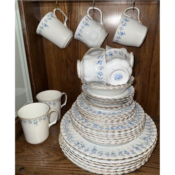 Royal Albert Memory Lane Bone China Dinnerware Set