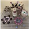 Image 1 : Decorative Lot with Stained Glass, Candle, Vase, Owl and Lamp