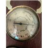 Image 2 : Wooden Weather Station with Barometer, Thermometer, Hygrometer