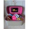 Image 2 : Matchbook Collection in Quilted Vanity Case