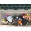 Image 2 : Outdoor Plastic Storage Bin With Assorted Garden Decor