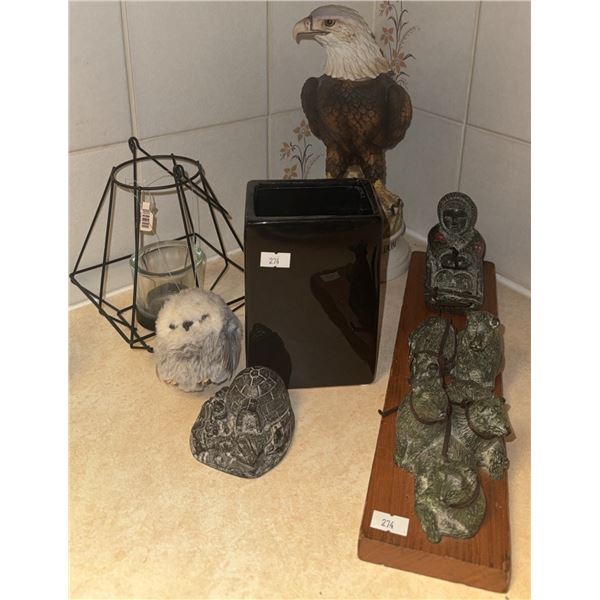 Decorative Lot with Eagle, Candle Holder, Figurines and Vase