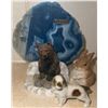 Image 4 : Animal Figurines, Glass Vases, and Decorative Items