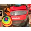 Image 3 : Vintage and Modern Toys and Games