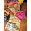 Image 5 : Craft Supplies, Decor and Collectibles