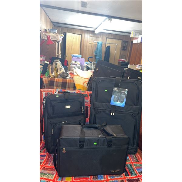 Protocol Black Luggage Set With Mercury Case, 4 Pieces