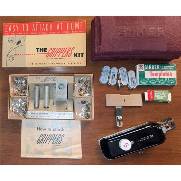 Singer W654321N Buttonholer With Accessories and Grippers Kit