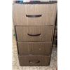 Image 2 : Singer Model 401A Sewing Machine with Cabinet and Drawers