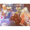 Image 5 : Craft Lot With Yarn, Doll Heads, Patterns, Fabric, Batting