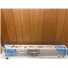 Image 6 : Bond Classic Knitting Machine with Yarn and Craft Accessories