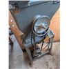 Image 3 : Rockwell Bandsaw Metal Cutting Machine