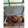 Image 6 : GRAND by Plynoc Unbreakable Trunk with Fur Coat