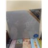 Image 5 : Photo Albums, Frames, Supplies and 16GB USB Drive