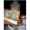 Image 10 : Beads and Sequins Craft Lot
