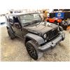 Image 10 : PARKSVILLE - 2015 JEEP WRANGLER BLACK 160728 KMS - 743177-3