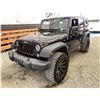Image 3 : PARKSVILLE - 2015 JEEP WRANGLER BLACK 160728 KMS - 743177-3