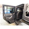 Image 45 : PARKSVILLE - 2015 JEEP WRANGLER BLACK 160728 KMS - 743177-3