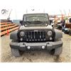 Image 6 : PARKSVILLE - 2015 JEEP WRANGLER BLACK 160728 KMS - 743177-3