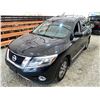Image 4 : PARKSVILLE - 2015 NISSAN PATHFINDER BLACK 197243 KMS - 659130-2